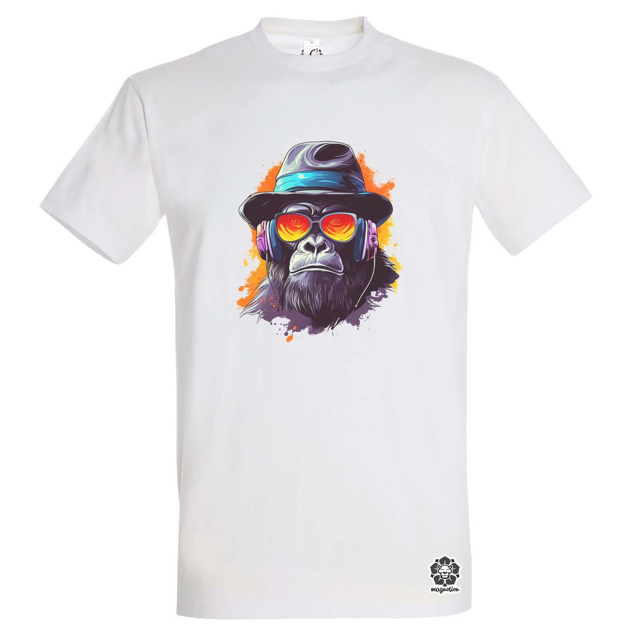 Gorilla zenét hallgat v10 egyedi póló 