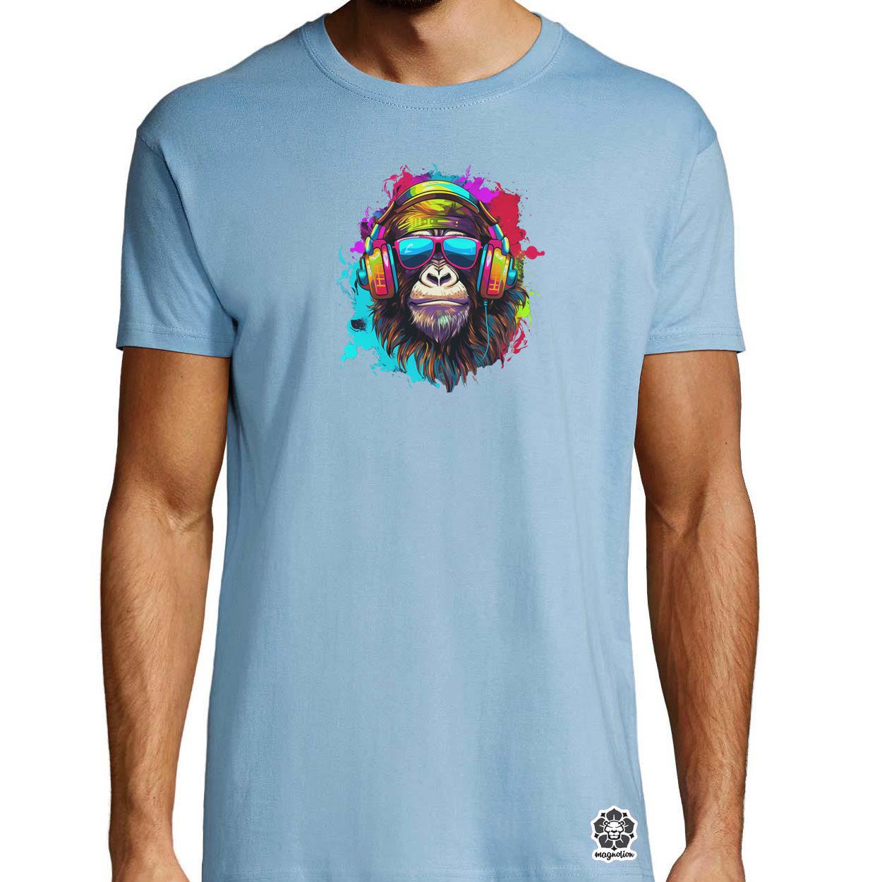 Gorilla zenét hallgat v4 egyedi póló 