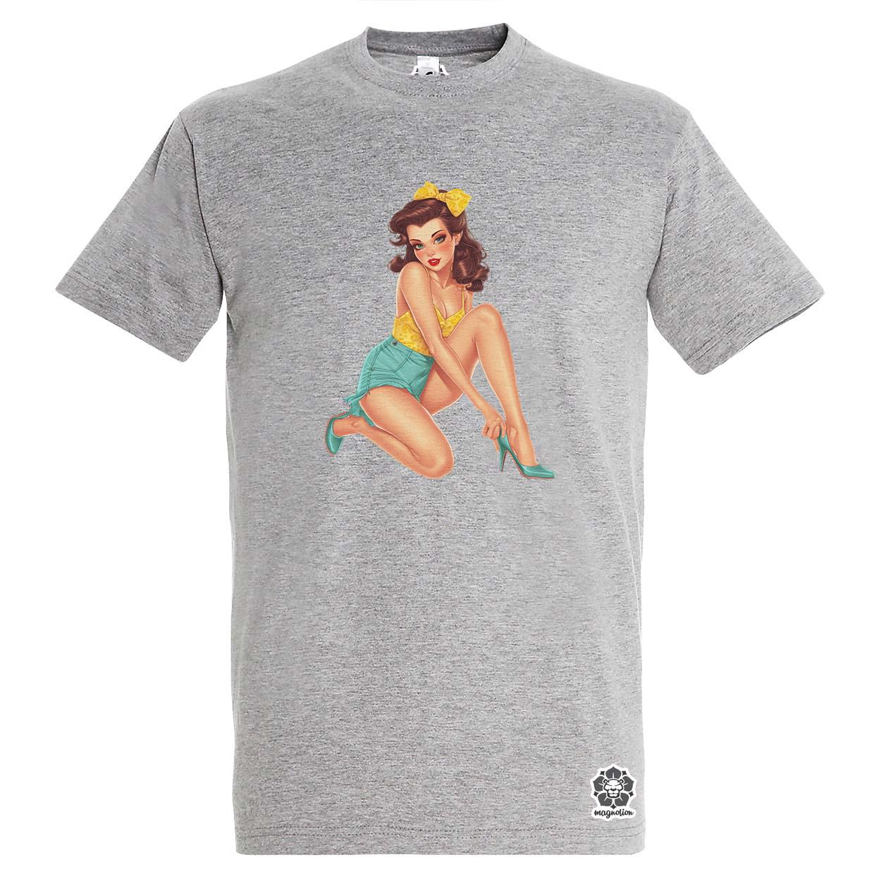 Pin-up girl v23 egyedi póló 