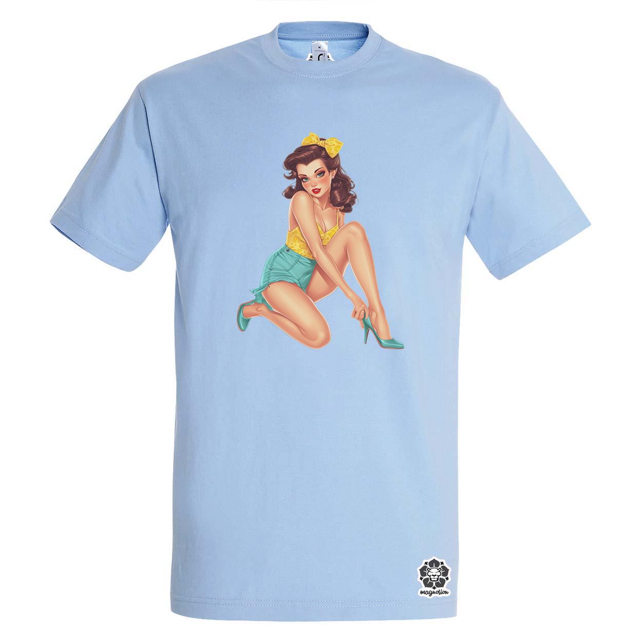 Pin-up girl v23 egyedi póló 