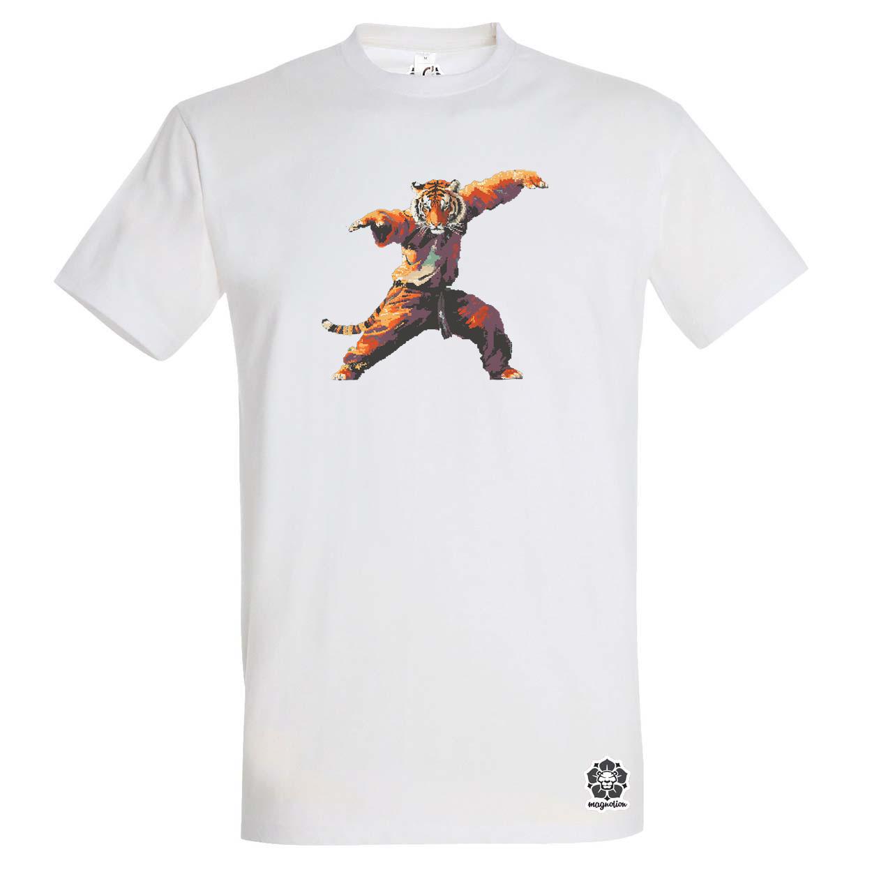 Pixelart kung fu tigris v3 egyedi póló 